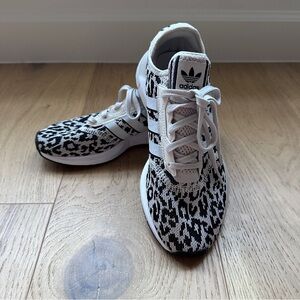 Adidas Swift Run Leopard Print Sneakers SIZE 7.5